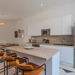 Maison 4 Et 2 Sdb, Avec Jardin 3*