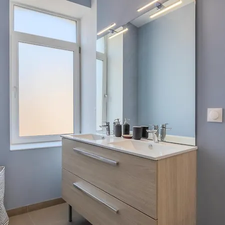 게스트하우스 Maison 4 Et 2 Sdb, Avec Jardin 3*