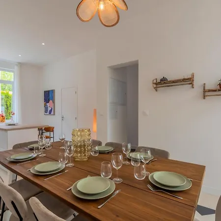 Maison 4 Et 2 Sdb, Avec Jardin 3* Lambersart