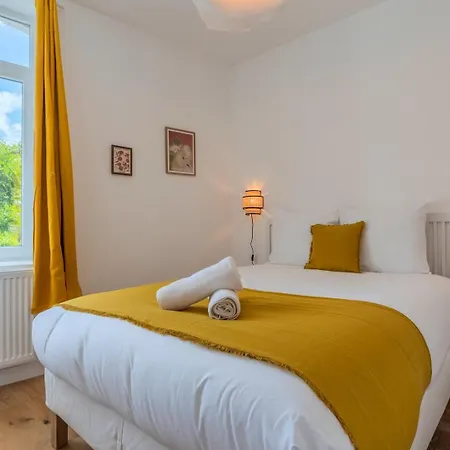 게스트하우스 Maison 4 Et 2 Sdb, Avec Jardin Lambersart